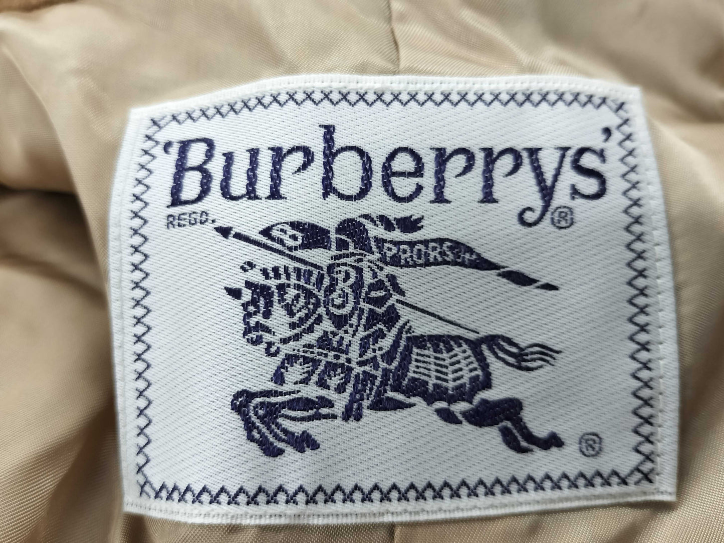 BURBERRY Coat Size 7AB2 C-TK83 Coat