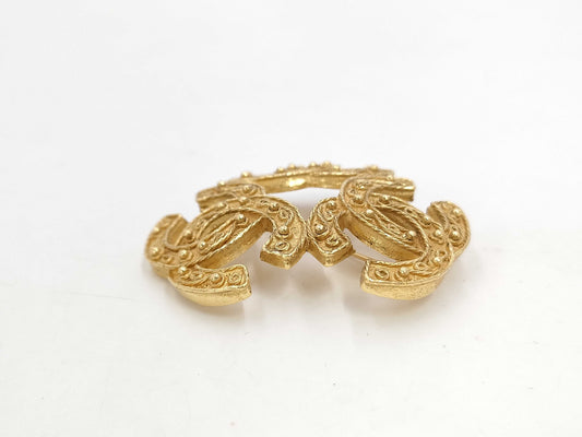 CHANEL CHANEL Brooch Triple Cocomark Gold 94A Brooch