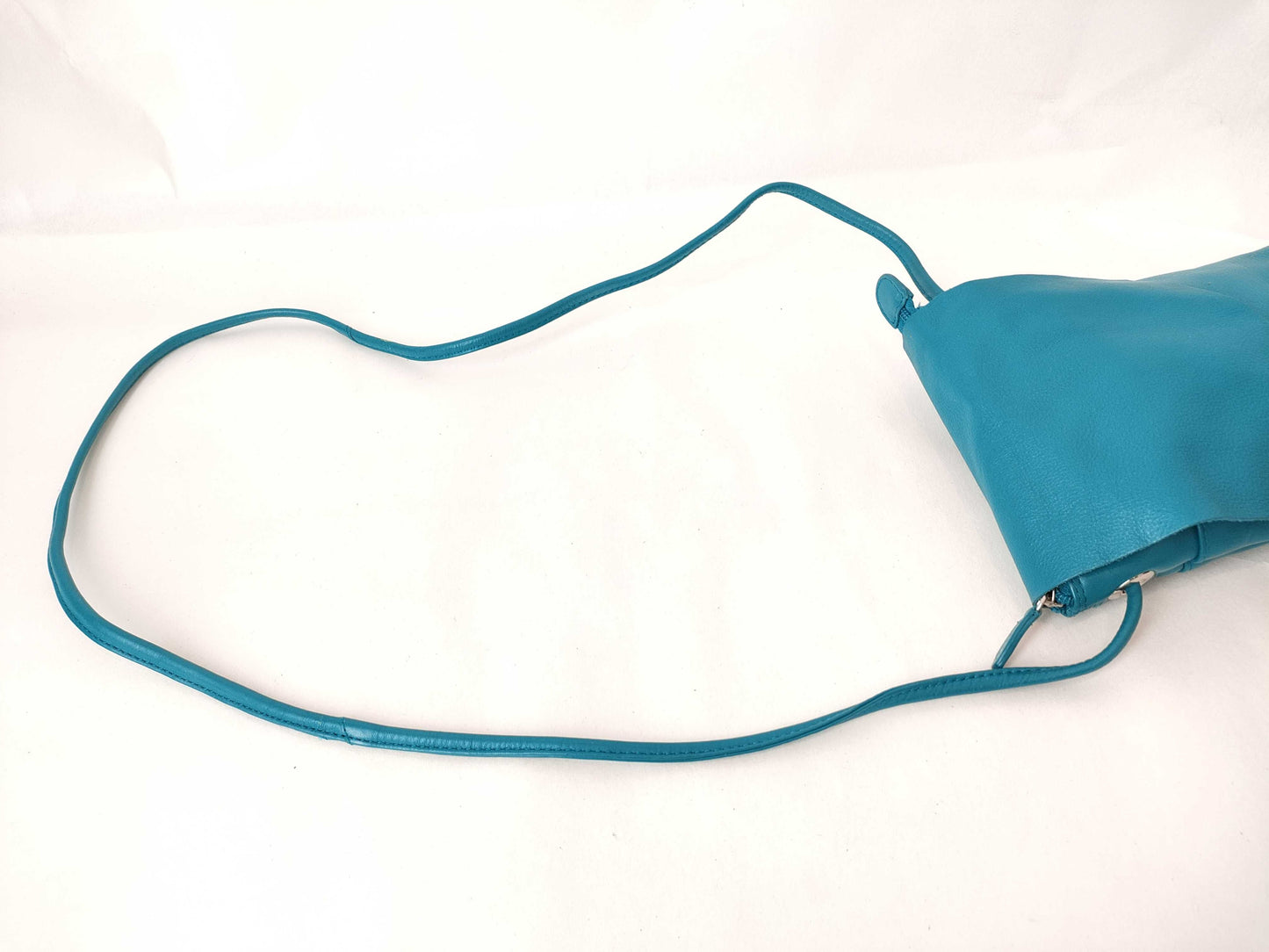 Aniary Leather Shoulder Bag