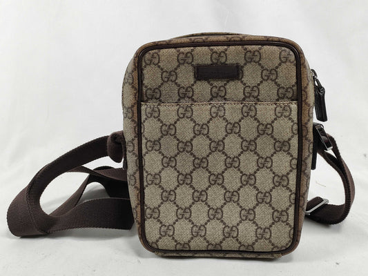 GUCCI GG Supreme Shoulder Bag