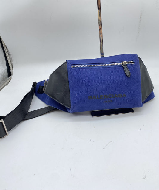 BALENCIAGA BALENCIAGA Waist Bag Shoulder Bag