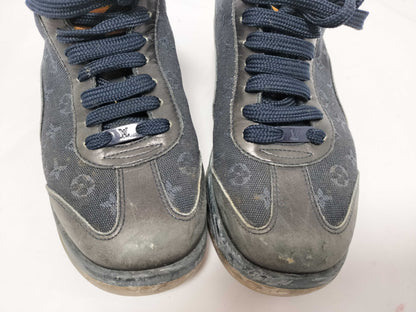 CHANEL Louis Vuitton Sneakers Sneakers