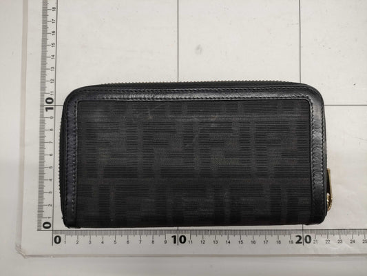 FENDI Zucca Round Zipper Long Wallet Wallet