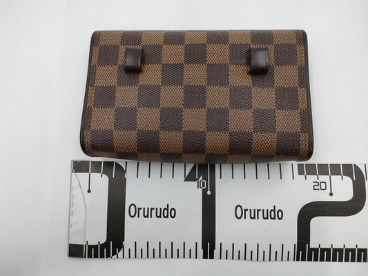 LOUIS VUITTON Louis Vuitton Florentine Pouch