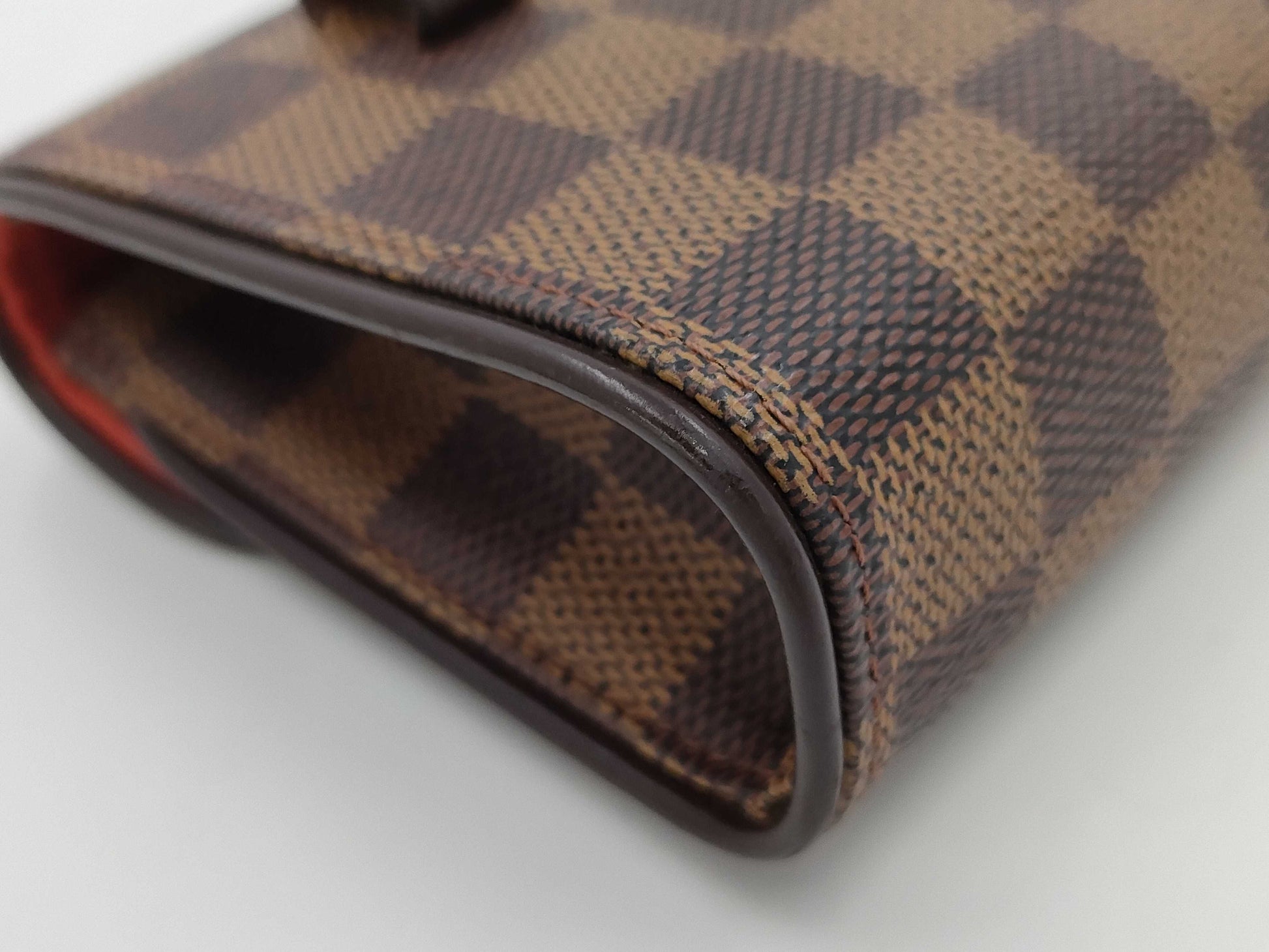 LOUIS VUITTON Louis Vuitton Florentine Pouch