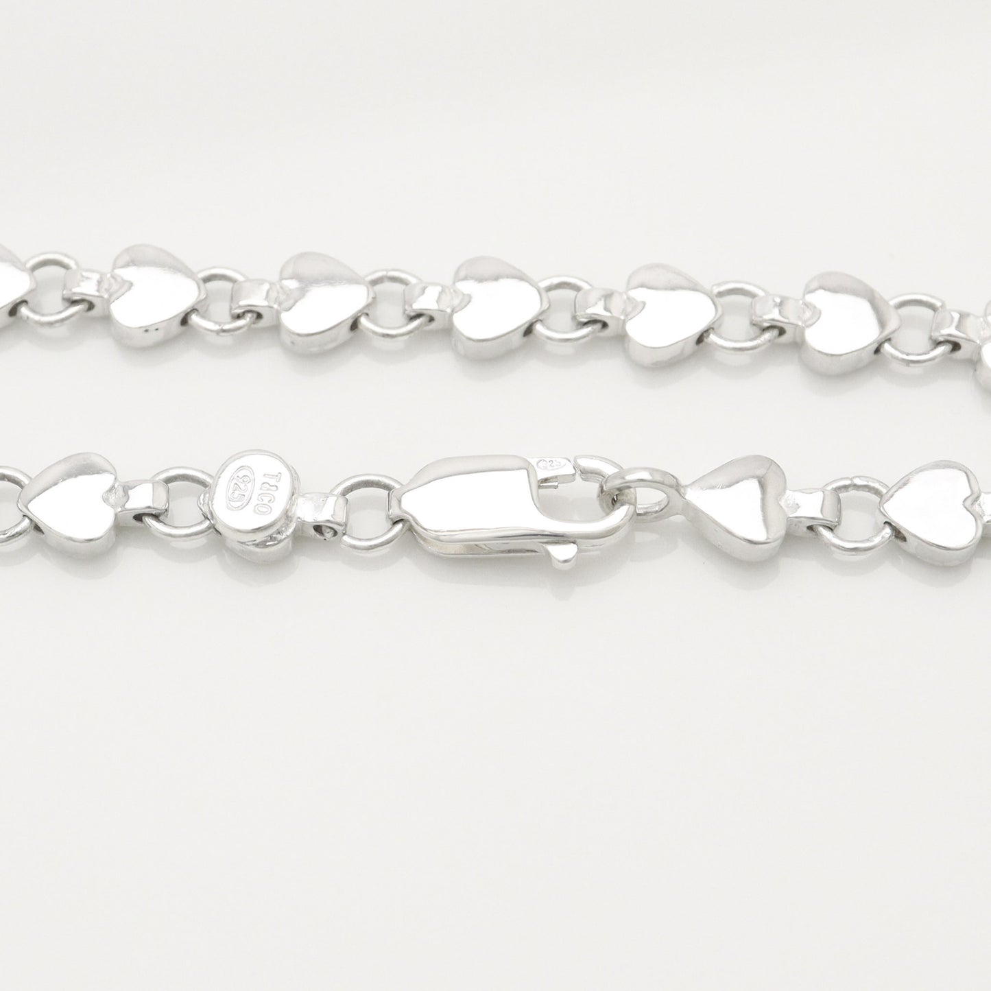 Tiffany & Co. Puff Heart Bracelet in Sterling Silver , Weight: 12.59g