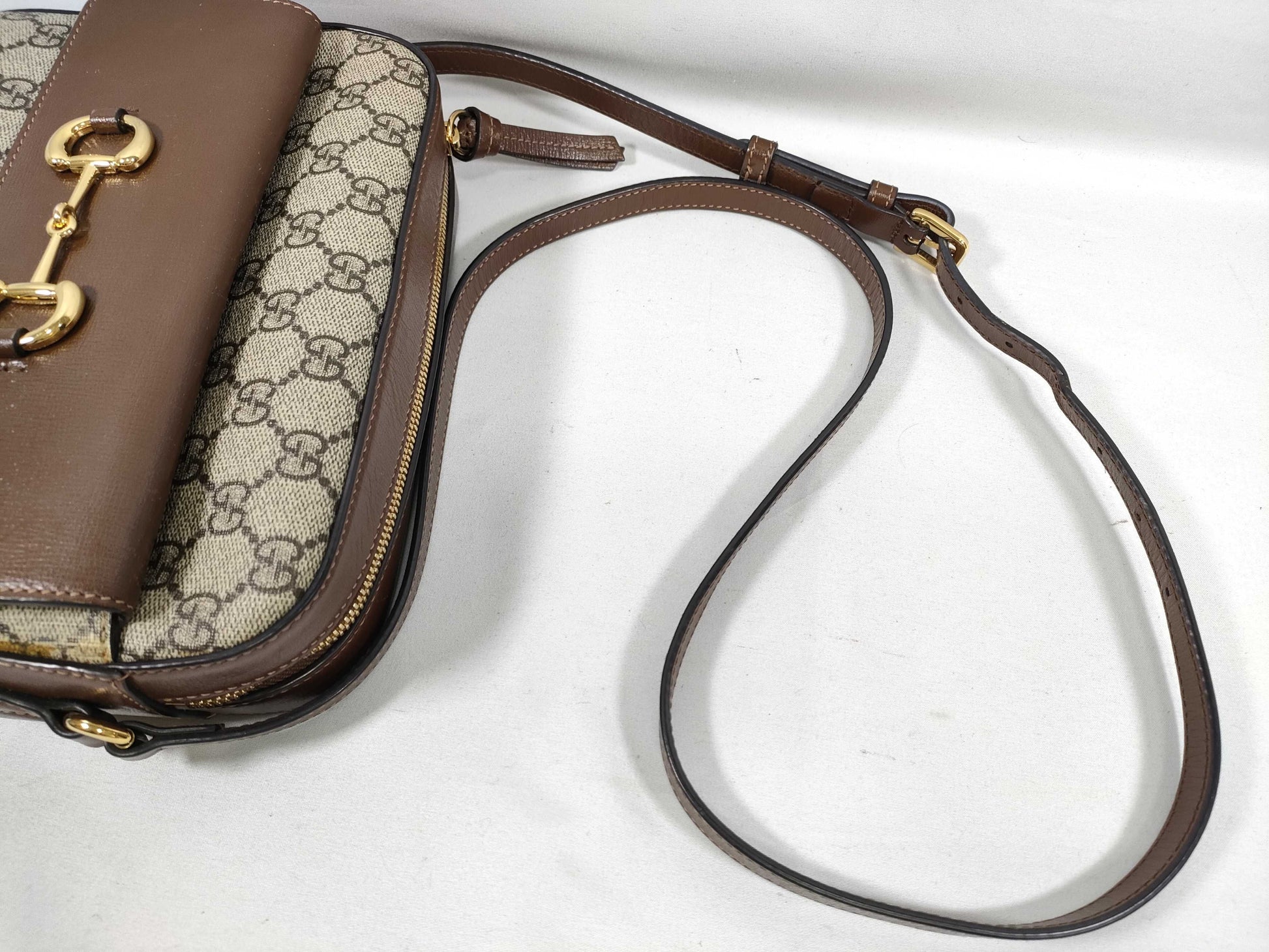 GUCCI GG Supreme GUCCI Horsebit GG Supreme Shoulder Shoulder Bag