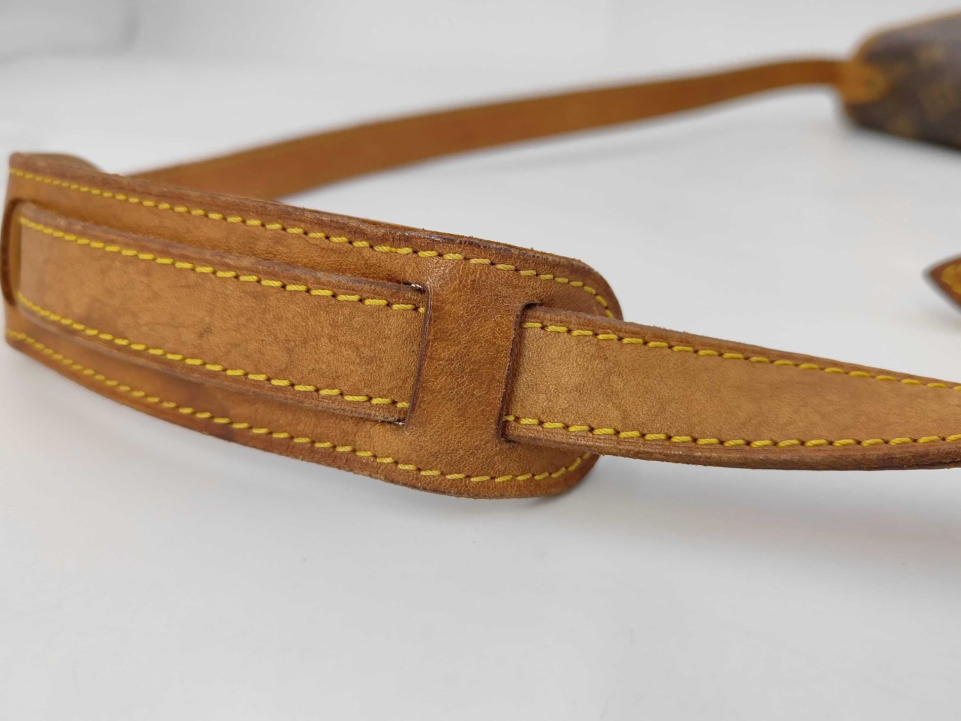 LOUIS VUITTON Louis Vuitton Monogram Saumur 30 AR0953 Shoulder Bag