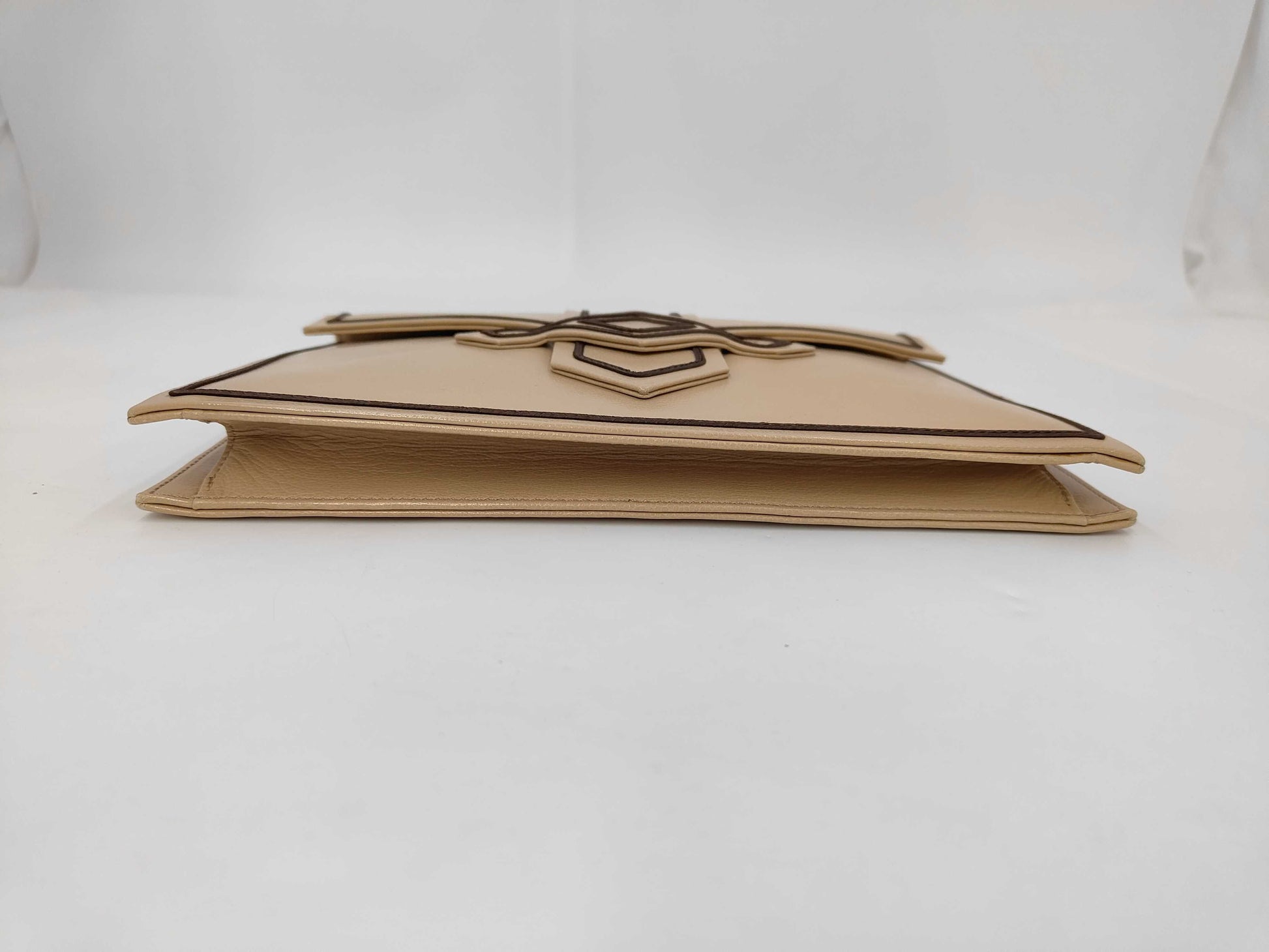 Yves Saint Laurent Leather Beige Clutch Bag