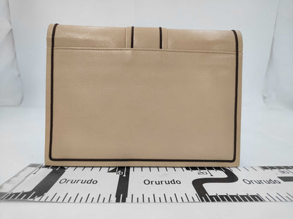Yves Saint Laurent Leather Beige Clutch Bag