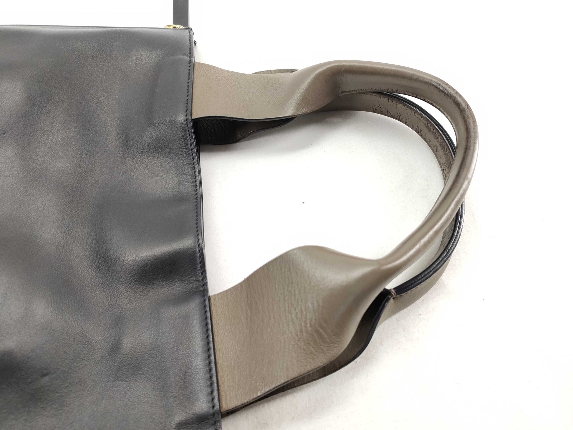 MARNI MARNI Side Zip Tote Bag Black Leather Tote Bag