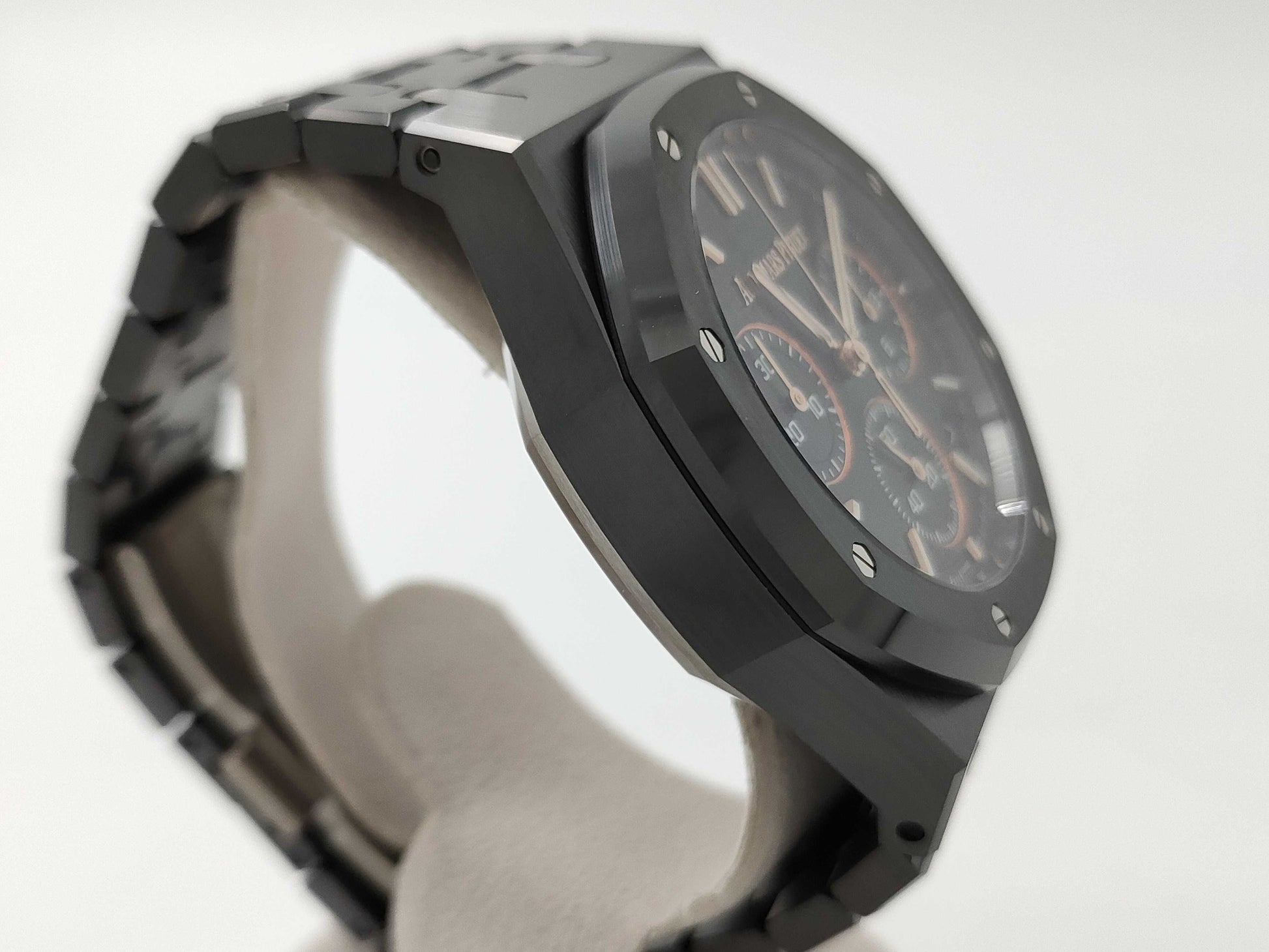 AUDEMARS PIGUET 26240CE. OO.1225CE.02 RG5466C Automatic Men's Watch