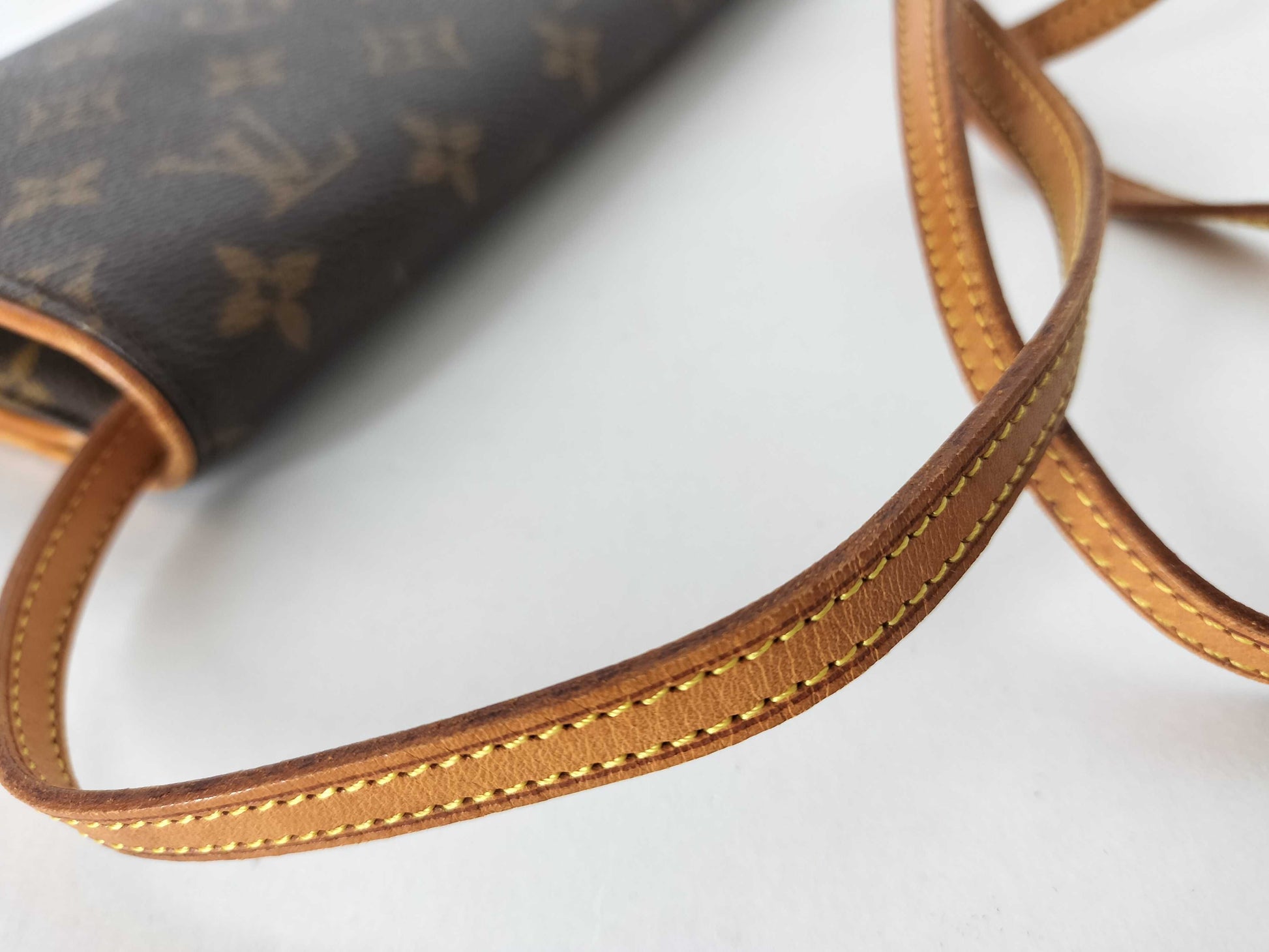 LOUIS VUITTON Monogram LOUIS VUITTON Louis Vuitton Monogram Pochette Twin GM Shoulder Bag Clutch Crossbody M51852 Shoulder Bag