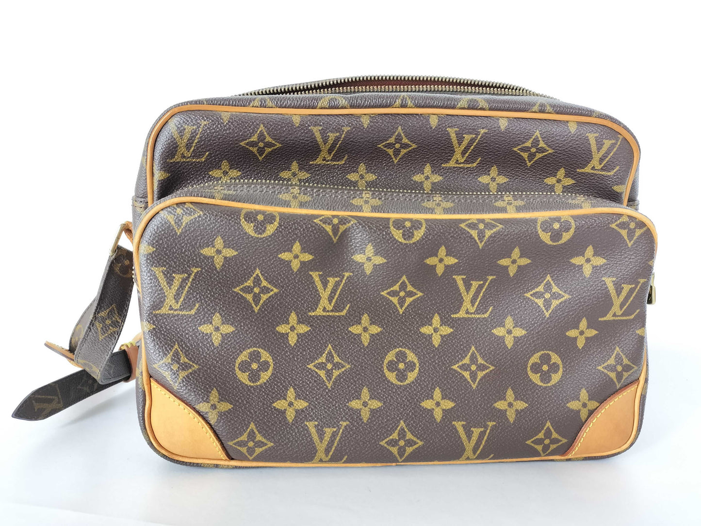LOUIS VUITTON Monogram LOUIS VUITTON Louis Vuitton Monogram Nile M45244 Shoulder Bag Shoulder Bag