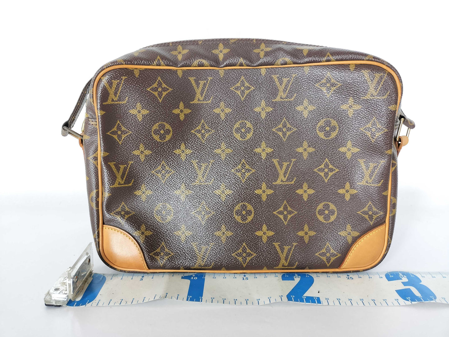 LOUIS VUITTON Monogram LOUIS VUITTON Louis Vuitton Monogram Nile M45244 Shoulder Bag Shoulder Bag