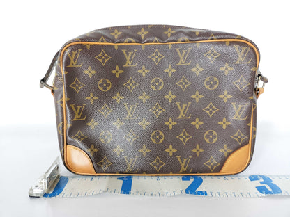 LOUIS VUITTON Monogram LOUIS VUITTON Louis Vuitton Monogram Nile M45244 Shoulder Bag Shoulder Bag