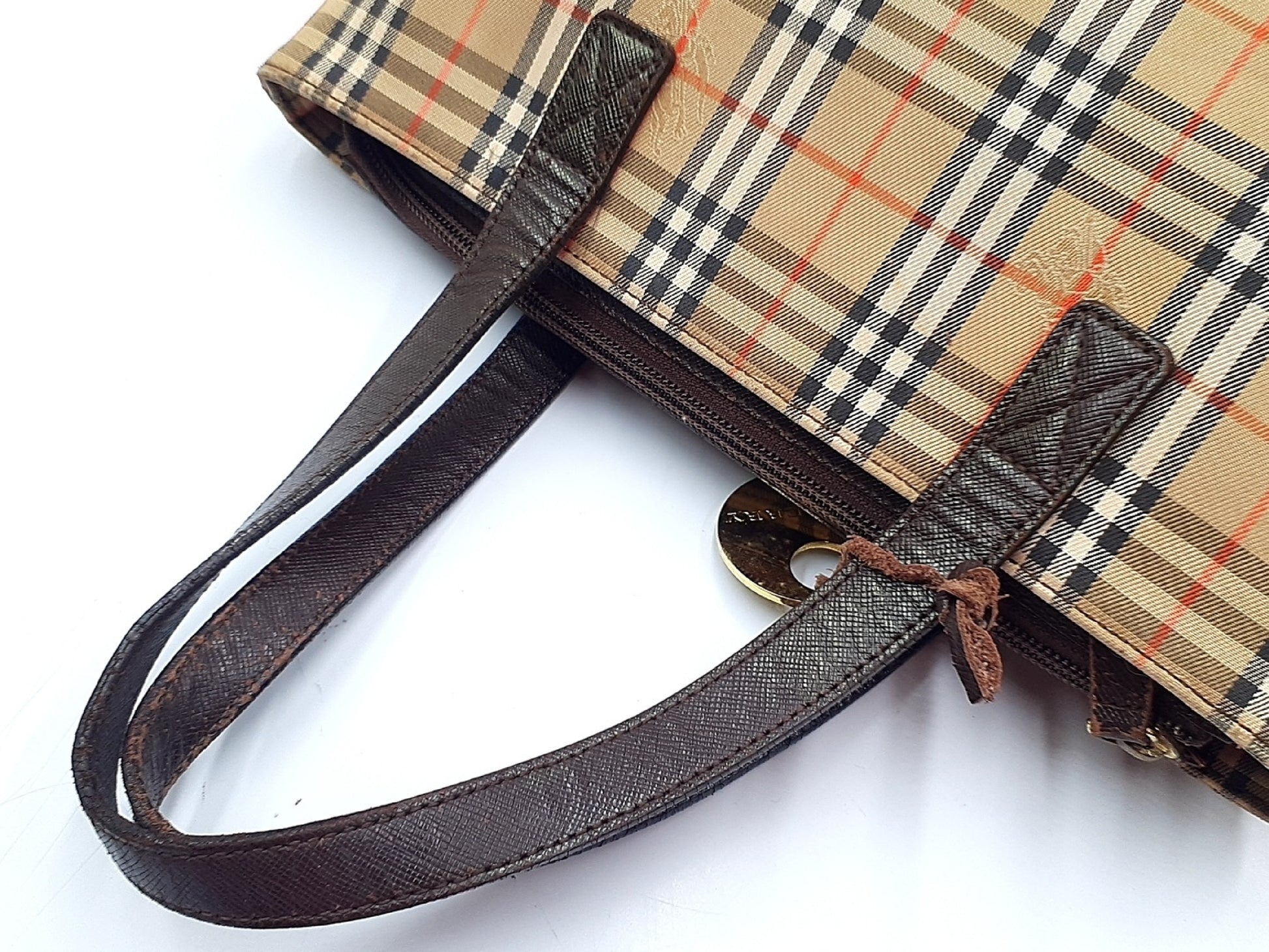 BURBERRY Novacheck Leather Hand Hand