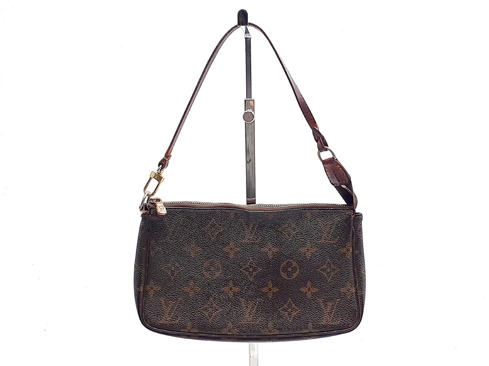 LOUIS VUITTON M51980 Monogram Pochette Accessory Pouch