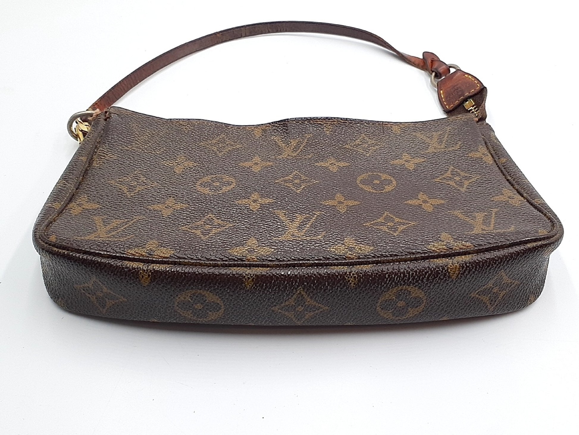 LOUIS VUITTON M51980 Monogram Pochette Accessory Pouch