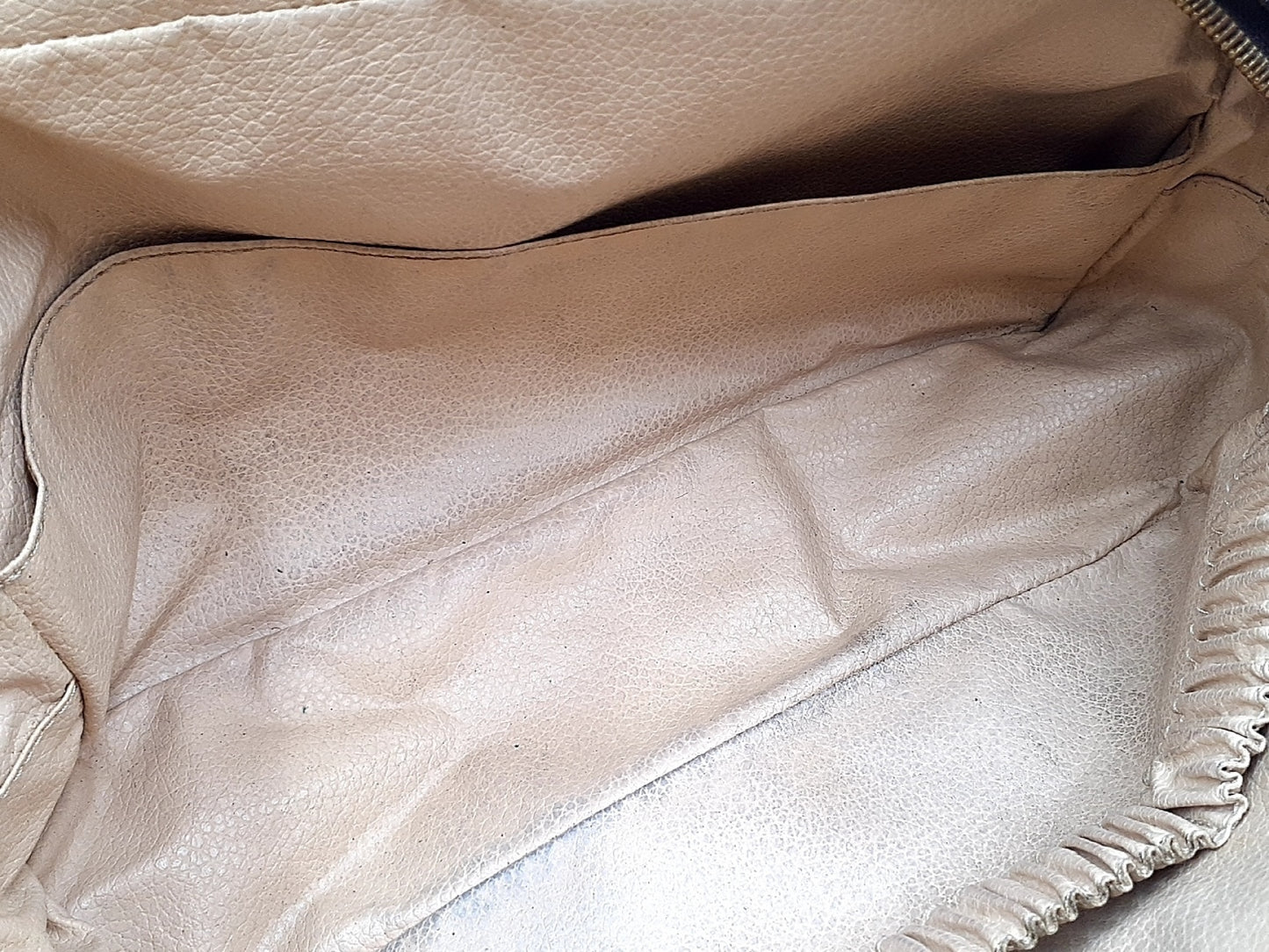 LOUIS VUITTON 4-Piece Set Monogram True Toilette 28 Second Bag