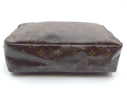 LOUIS VUITTON 4-Piece Set Monogram True Toilette 28 Second Bag