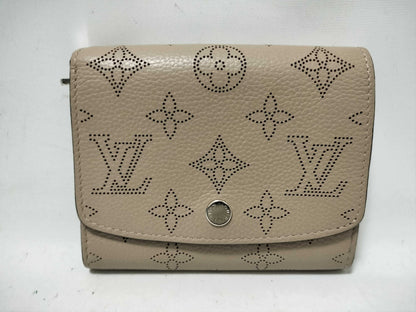 LOUIS VUITTON Mahina Vuitton Mahina Wallet Compact Wallet Wallet