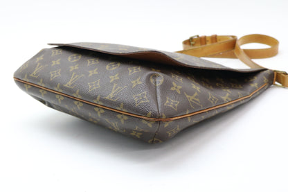 LOUIS VUITTON Monogram Musette Shoulder Bag