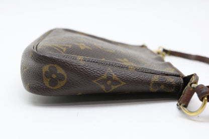 LOUIS VUITTON Monogram Accessoires Handbag