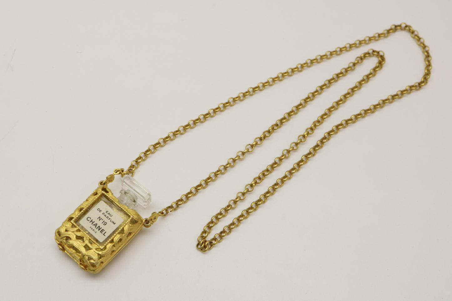 CHANEL Perfume No. 19 Necklace