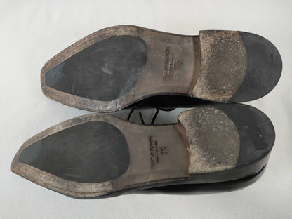 MANOLO BLAHNIK Leather Shoes Black Business Shoes