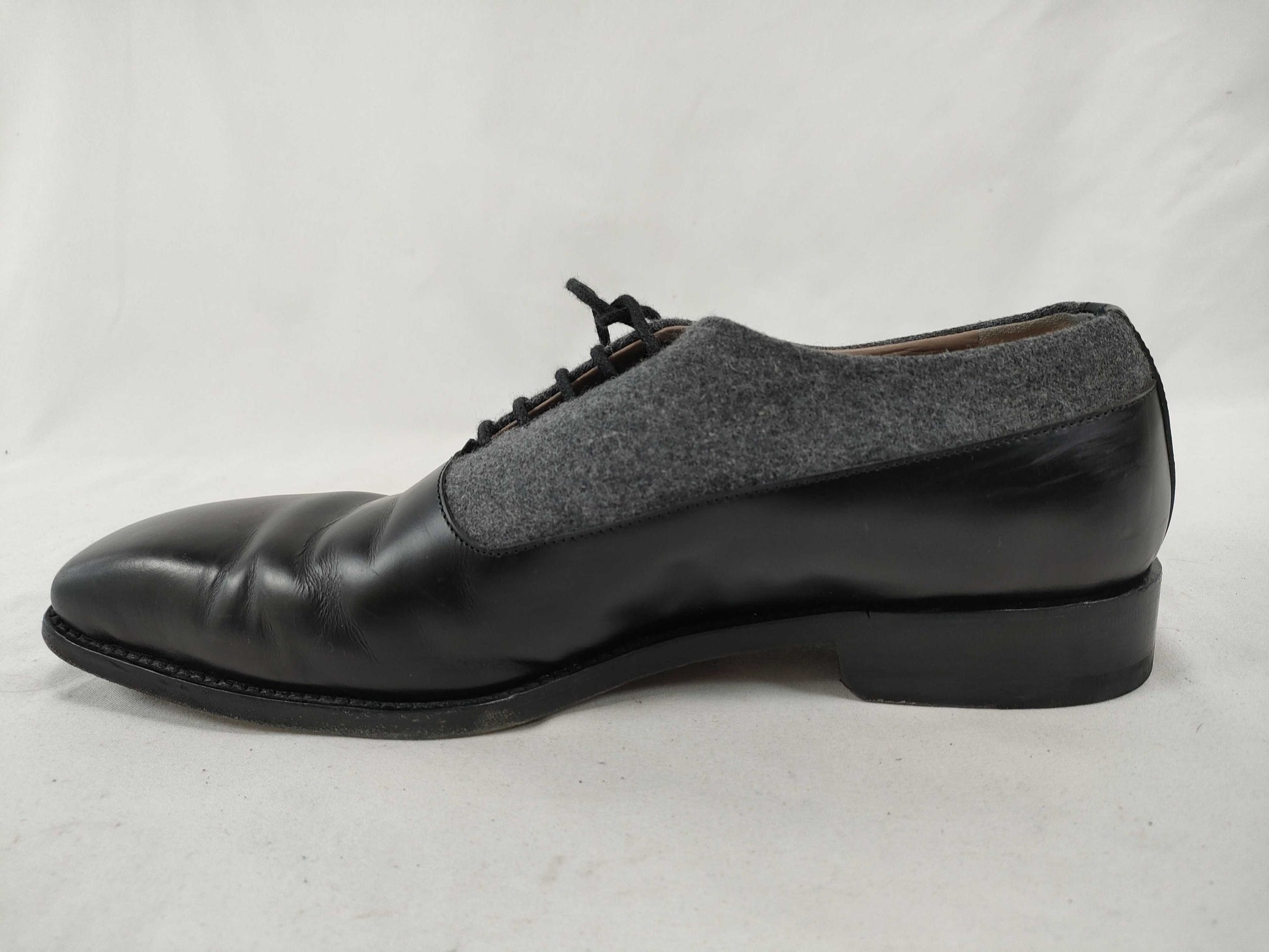 MANOLO BLAHNIK Leather Shoes Black Business Shoes