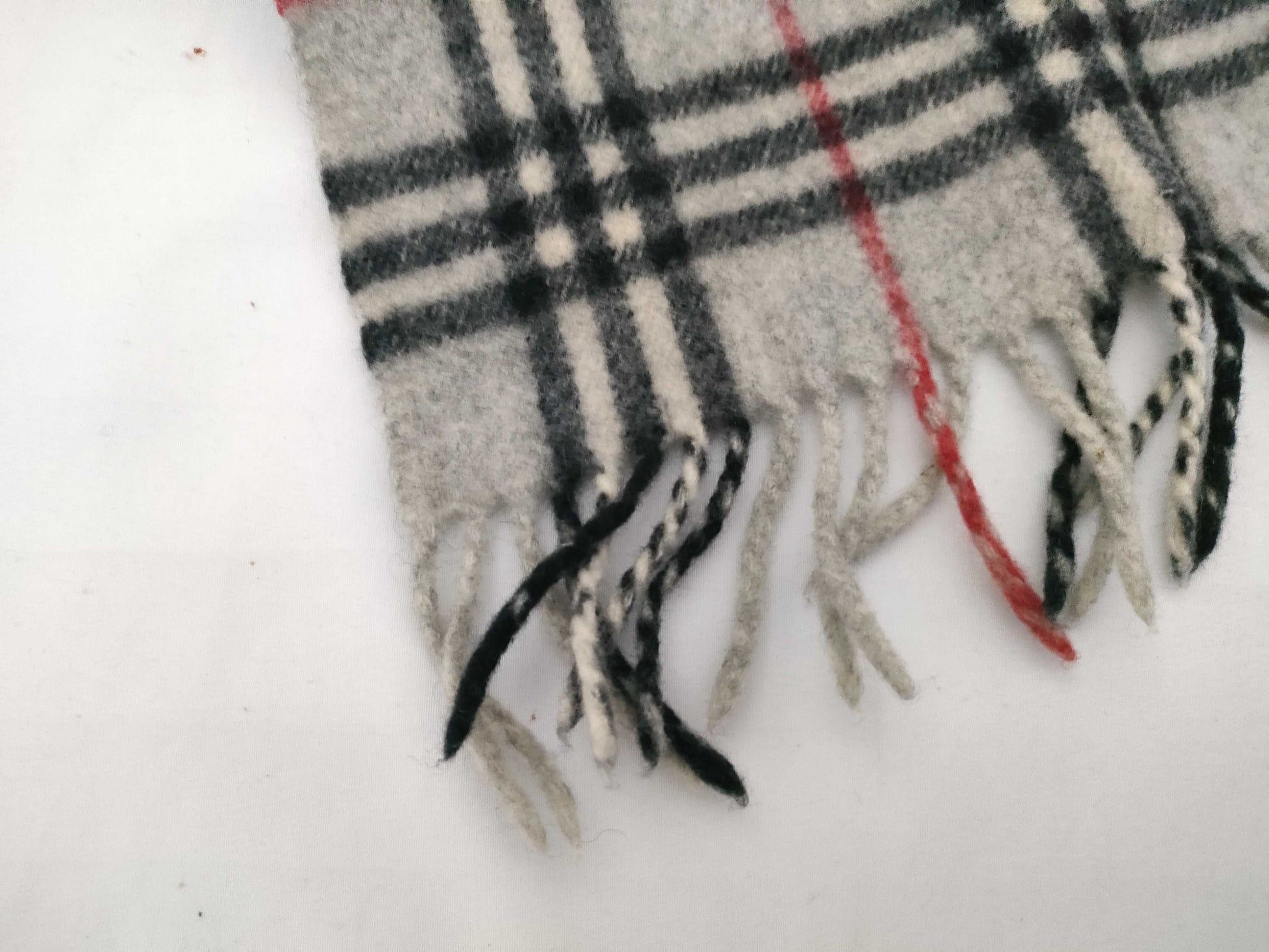 BURBERRY BURBERRY Novacheck 100% Cashmere Muffler Gray Other Accessories