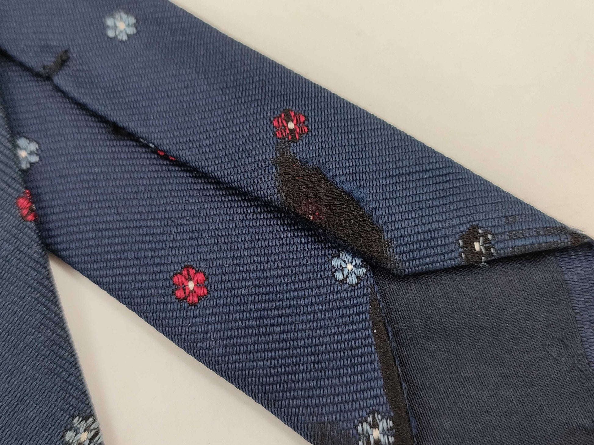 CHANEL Chanel Tie 3 Piece Tie