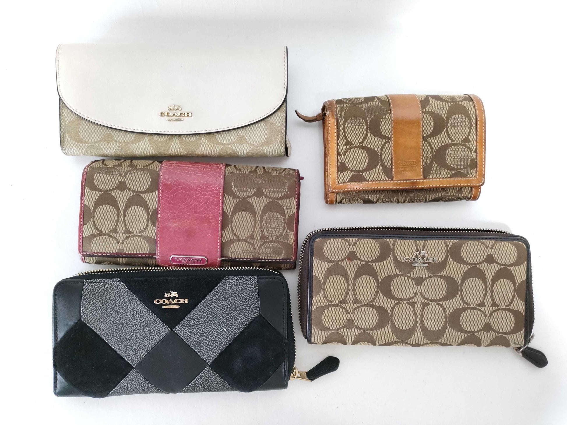 COACH Signature Coach Wallet Signature 5 Points Wallet