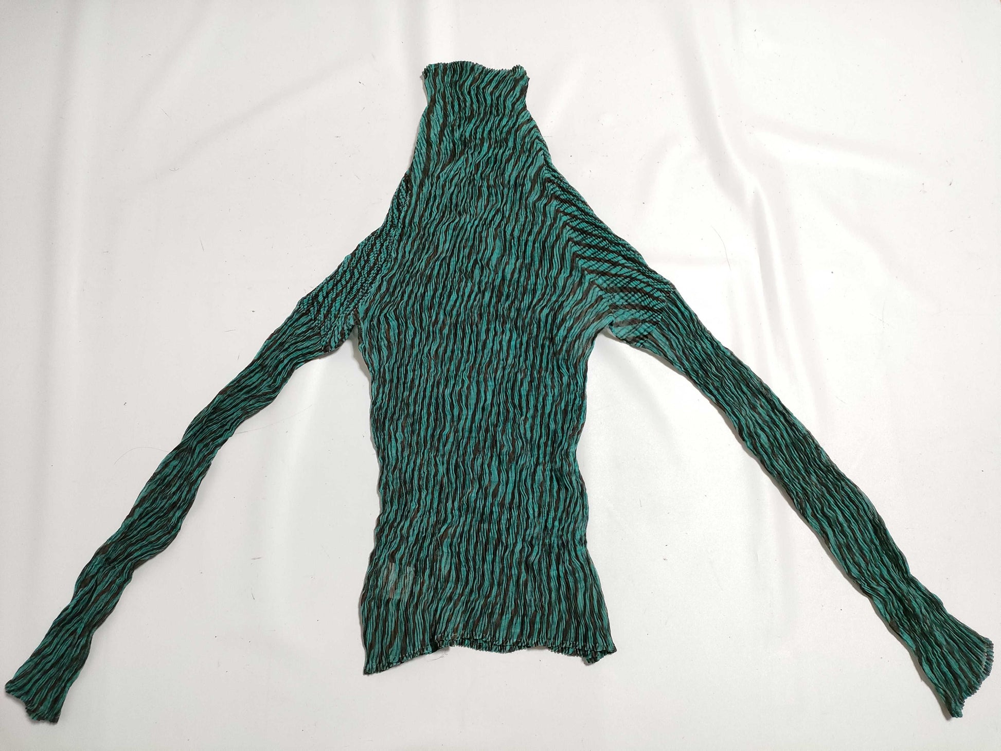 ISSEY MIYAKE Pleats Please Issey Miyake Tops Tops