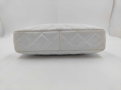 CHANEL Caviar Skin White Shoulder Bag