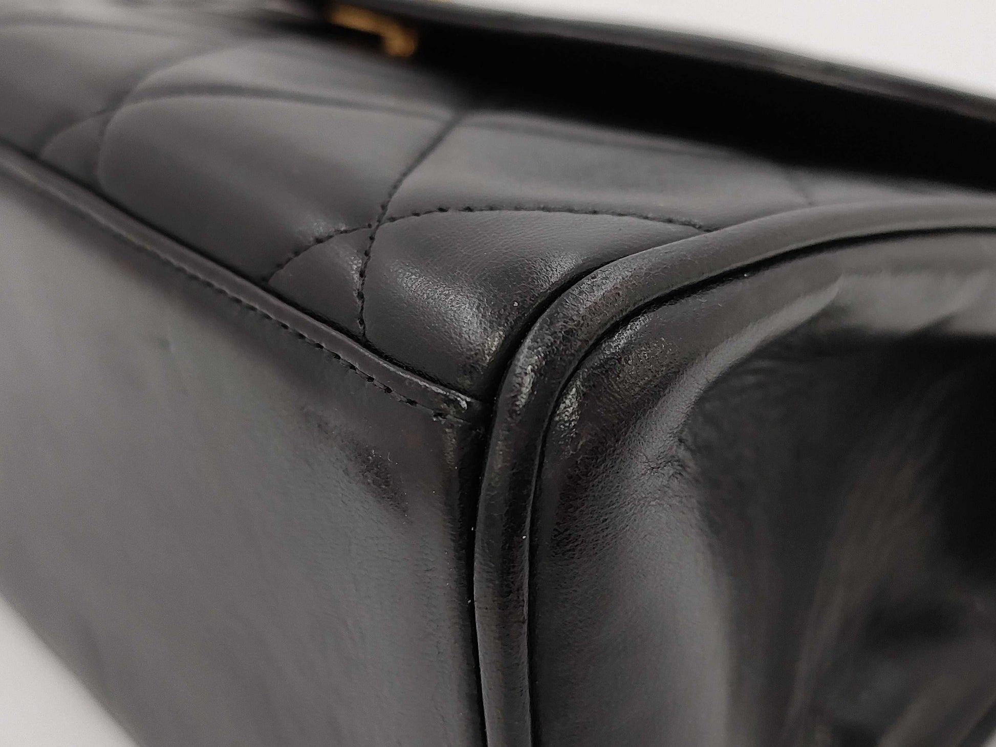 CHANEL Lambskin Chain Handbag with Seal 3rd Shoulder Bag