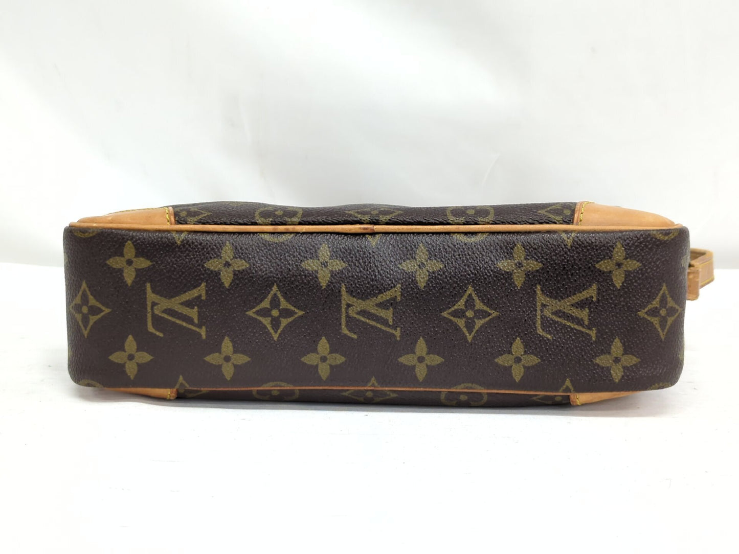 LOUIS VUITTON M51274 Monogram Trocadero 27 Shoulder Bag