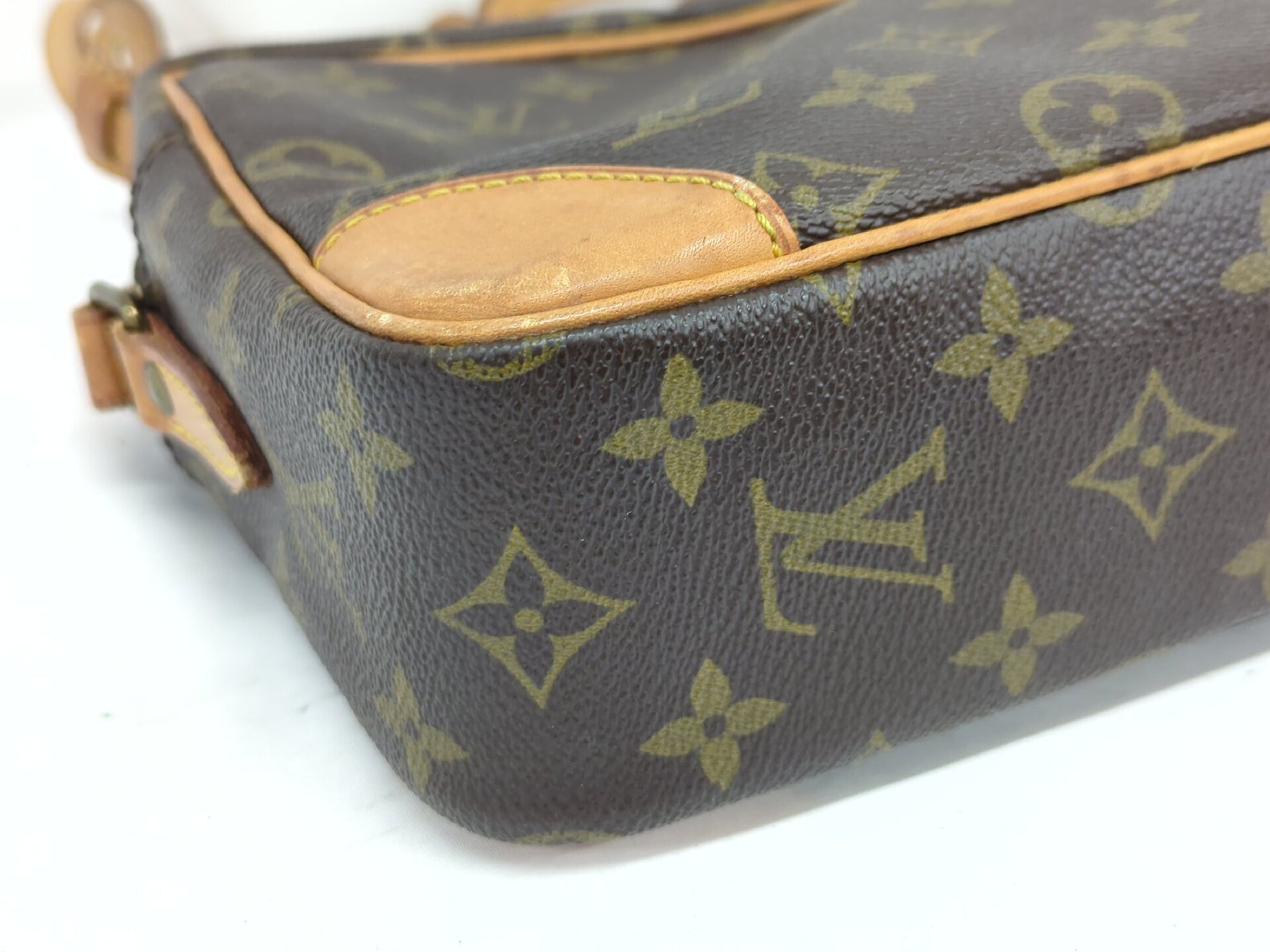 LOUIS VUITTON M51274 Monogram Trocadero 27 Shoulder Bag