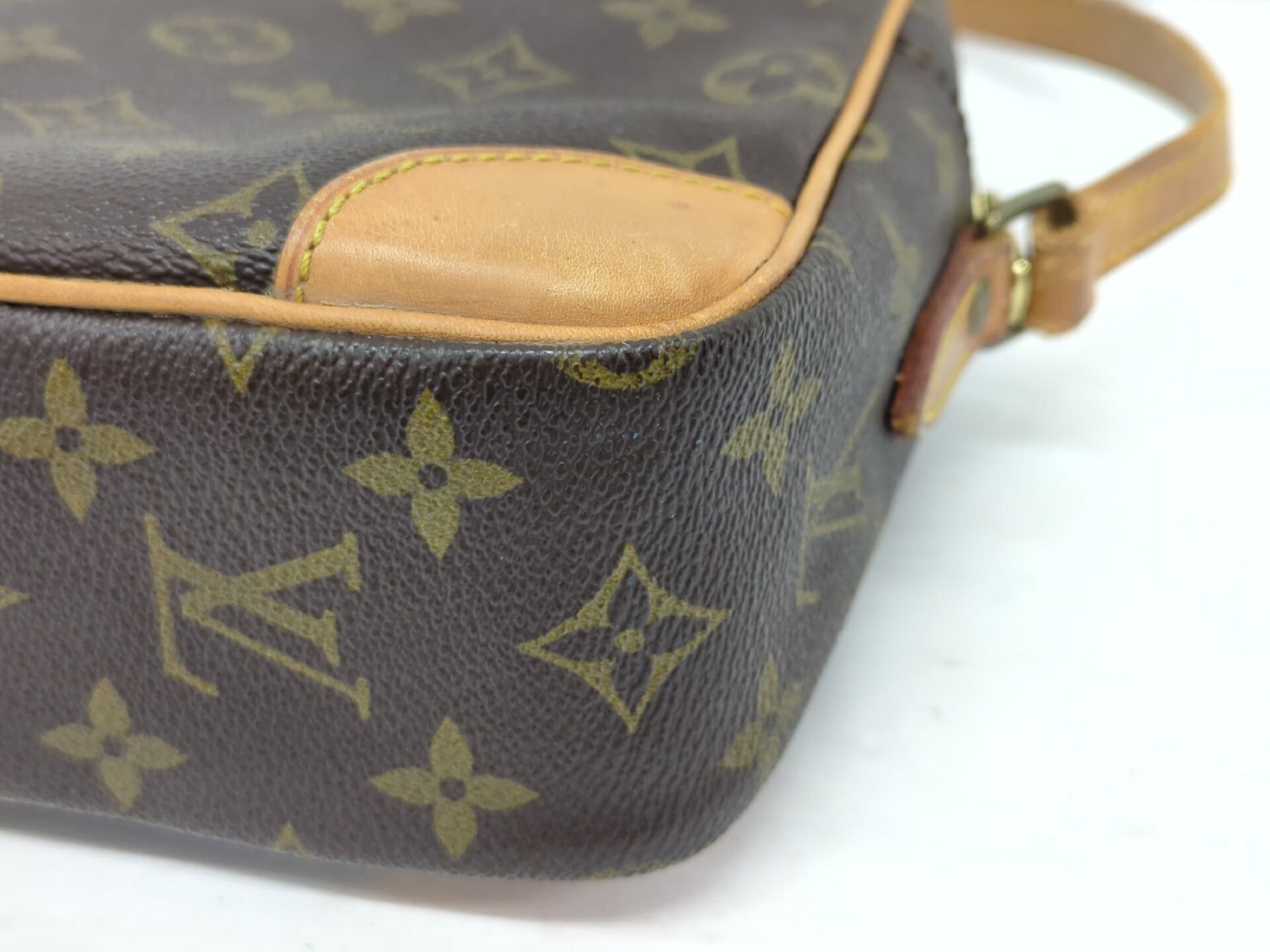LOUIS VUITTON M51274 Monogram Trocadero 27 Shoulder Bag