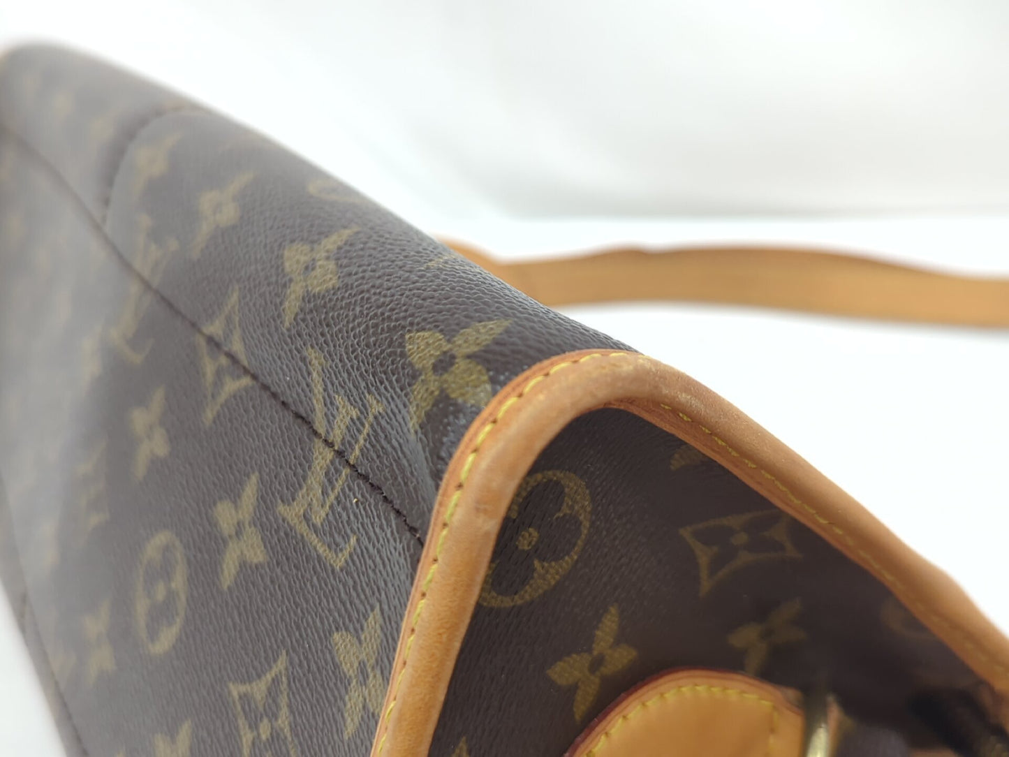 LOUIS VUITTON M40008 Monogram Popancourt Ron Shoulder Bag