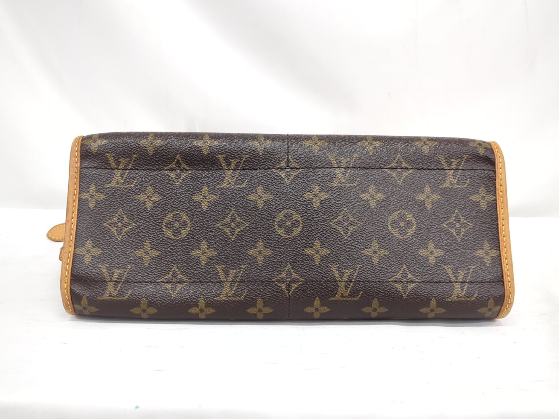 LOUIS VUITTON M40008 Monogram Popancourt Ron Shoulder Bag
