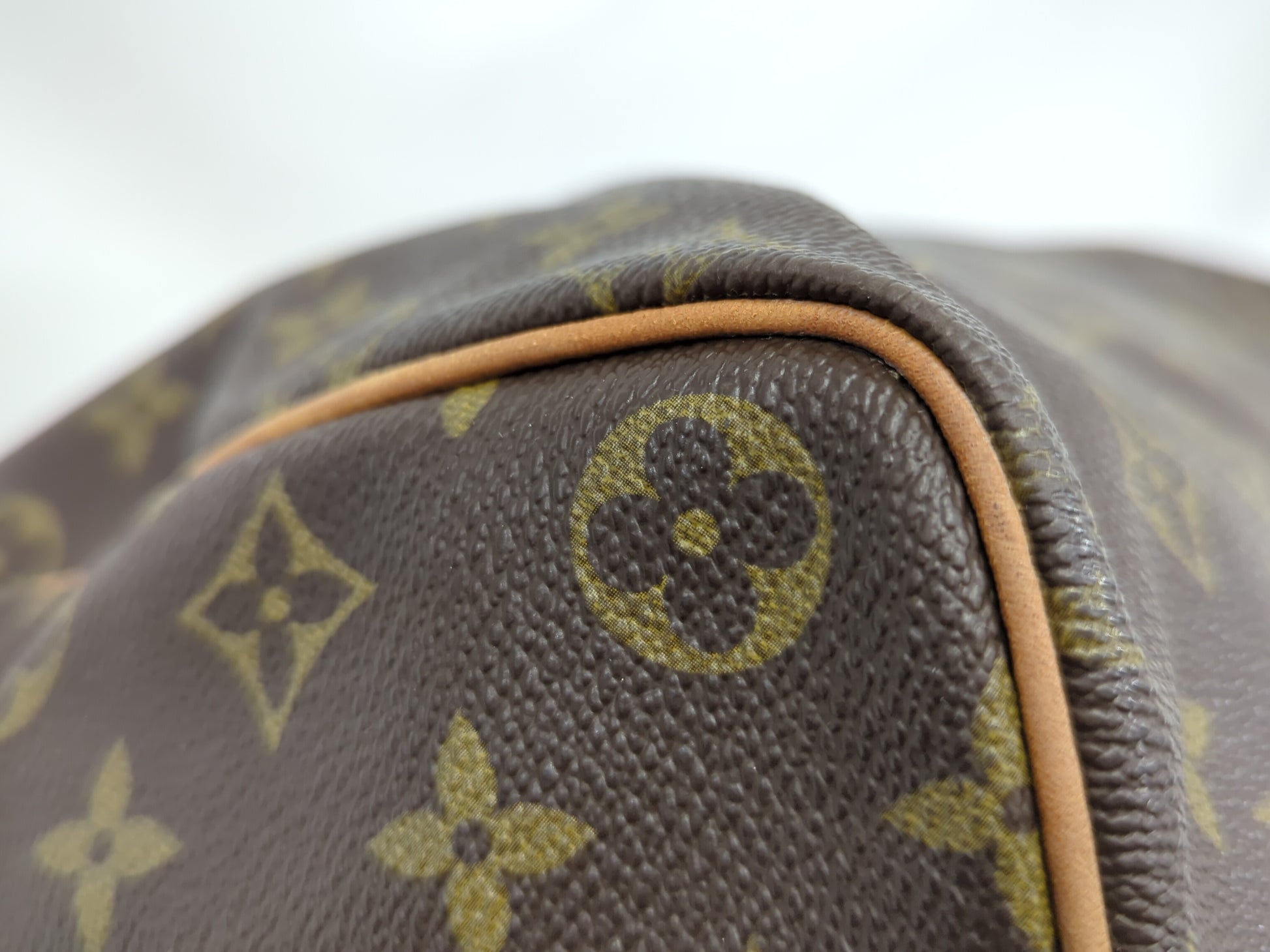 LOUIS VUITTON M41522 Monogram Speedy 40 Handbag