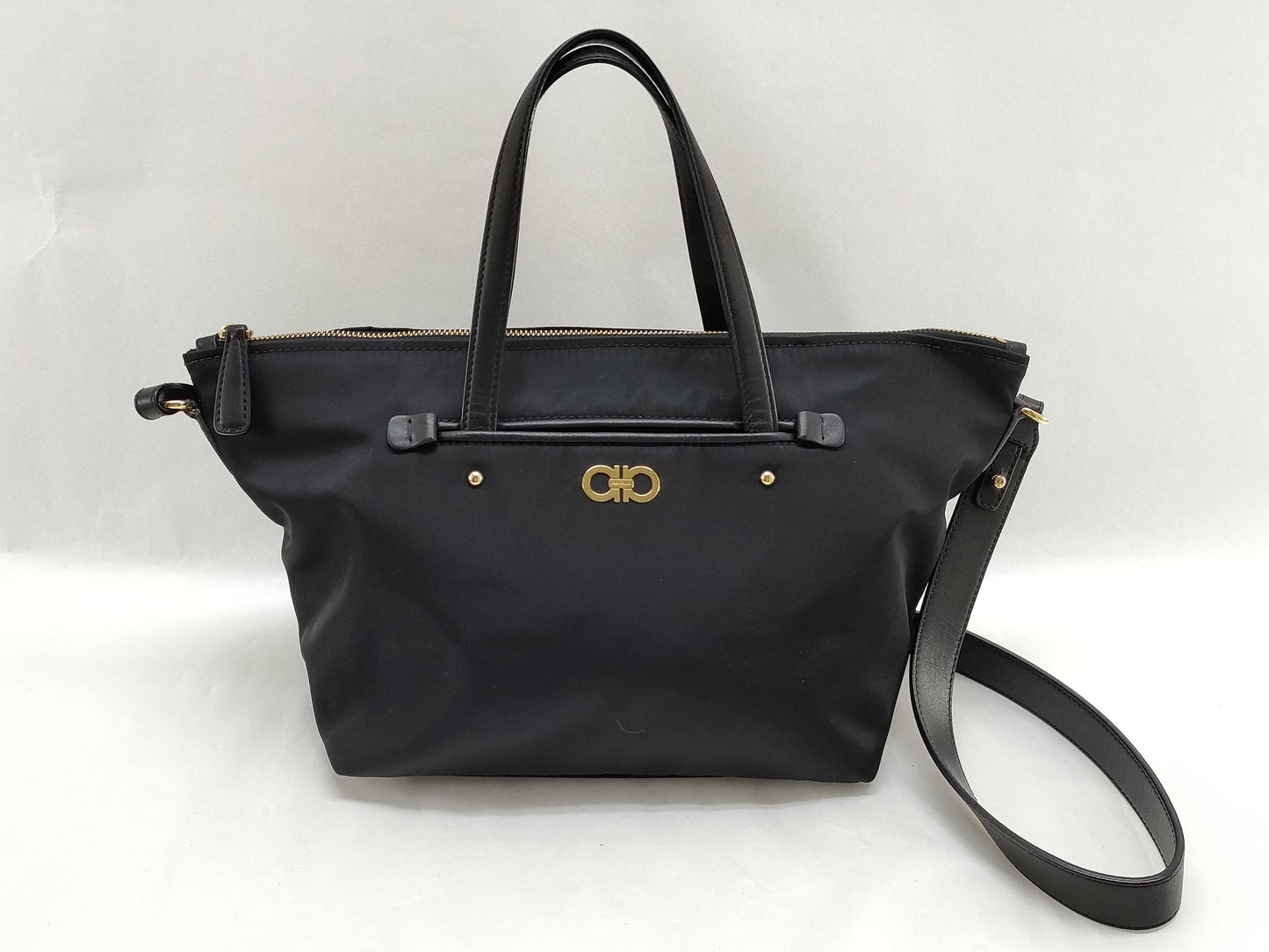 Salvatore Ferragamo Gancini Gancini 2WAY Shoulder Bag Handbag