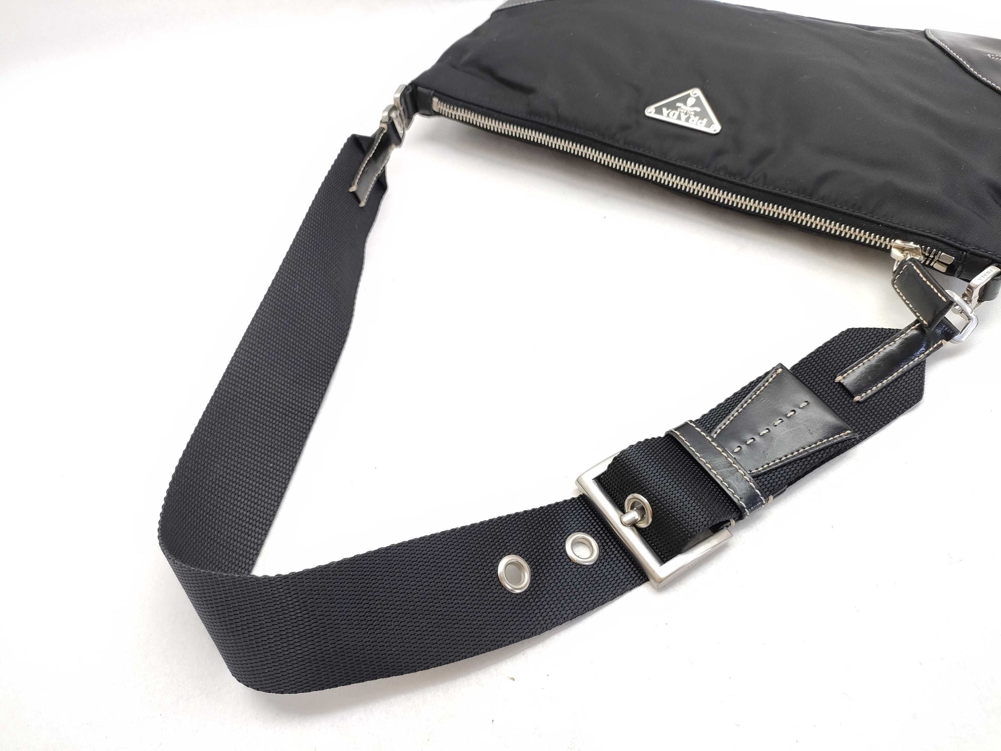 PRADA Nylon Prada Nylon One Shoulder Bag Logo Plate Shoulder Bag