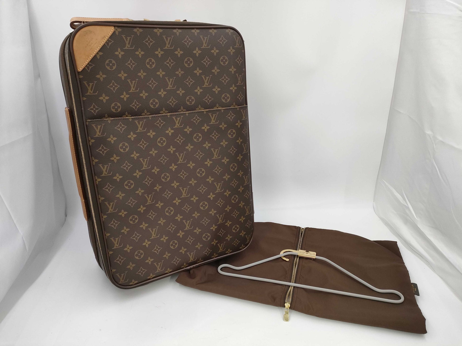 LOUIS VUITTON Louis Vuitton Monogram Pegas 55 M23294 Carry Bag
