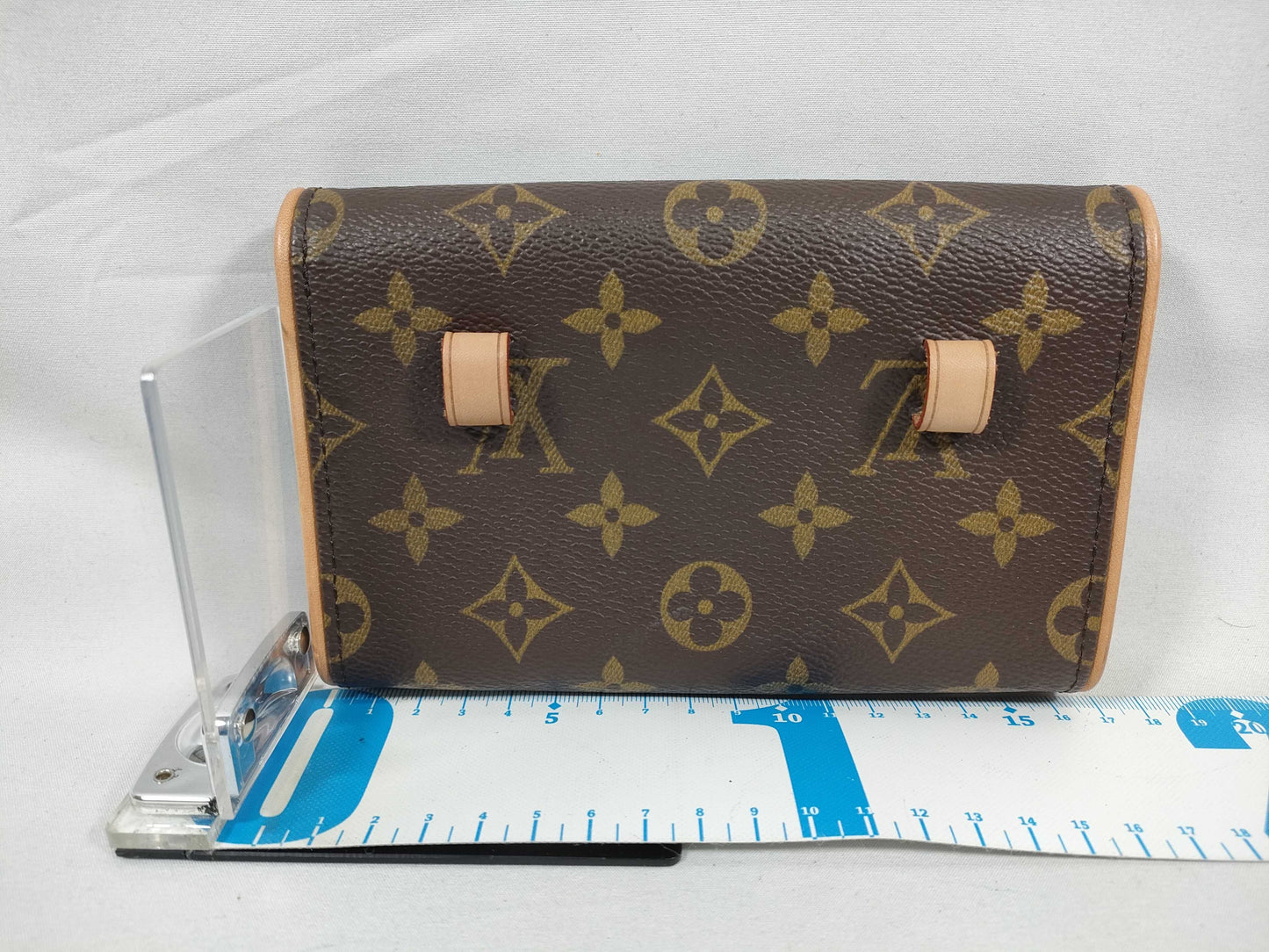 LOUIS VUITTON Monogram Louis Vuitton Monogram Pochette Florentine Waist Bag