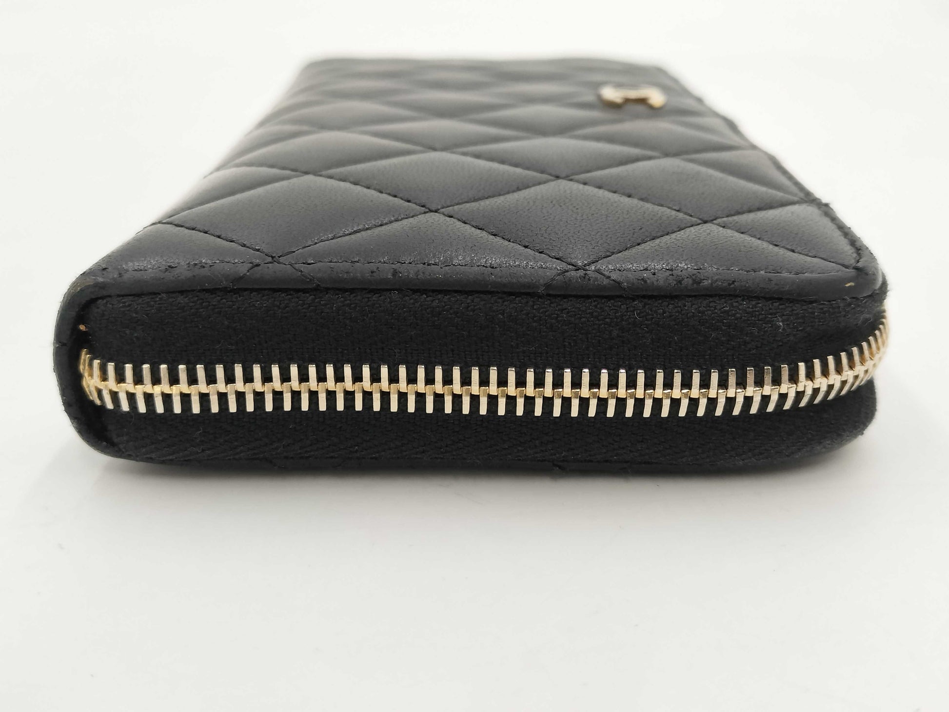 CHANEL Long Wallet with Round Zipper Matlasse/Black Wallet