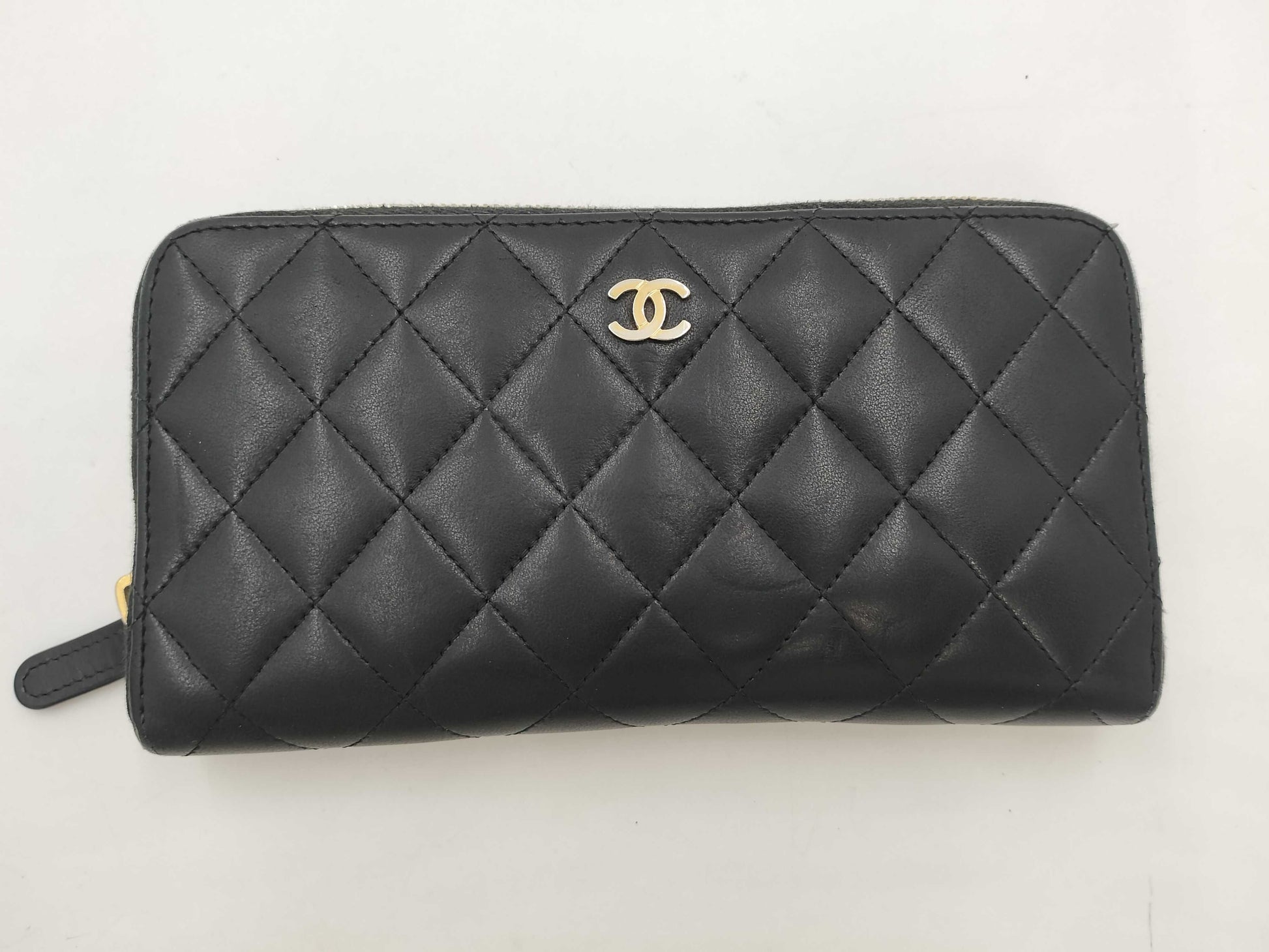 CHANEL Long Wallet with Round Zipper Matlasse/Black Wallet