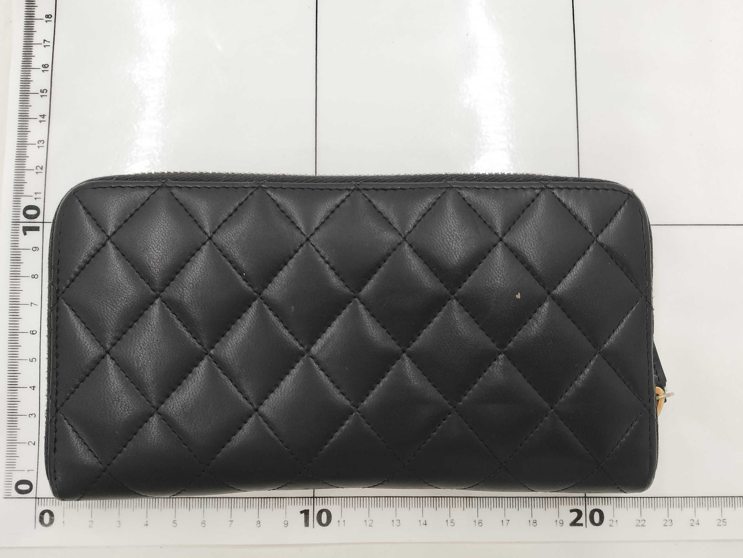 CHANEL Long Wallet with Round Zipper Matlasse/Black Wallet